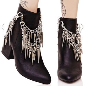DOLLSKILL // Current Mood Chain of Fools Boot